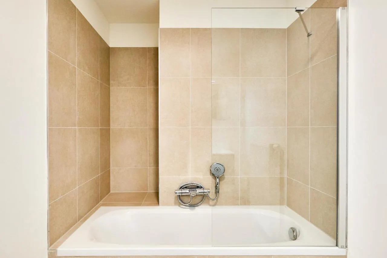 Diamant 1Br Apartment Brussels