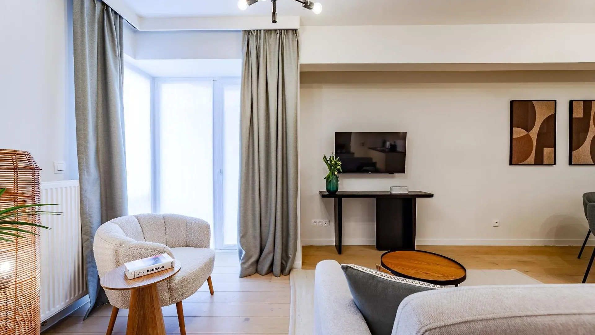 Diamant 1Br Apartment Brussels